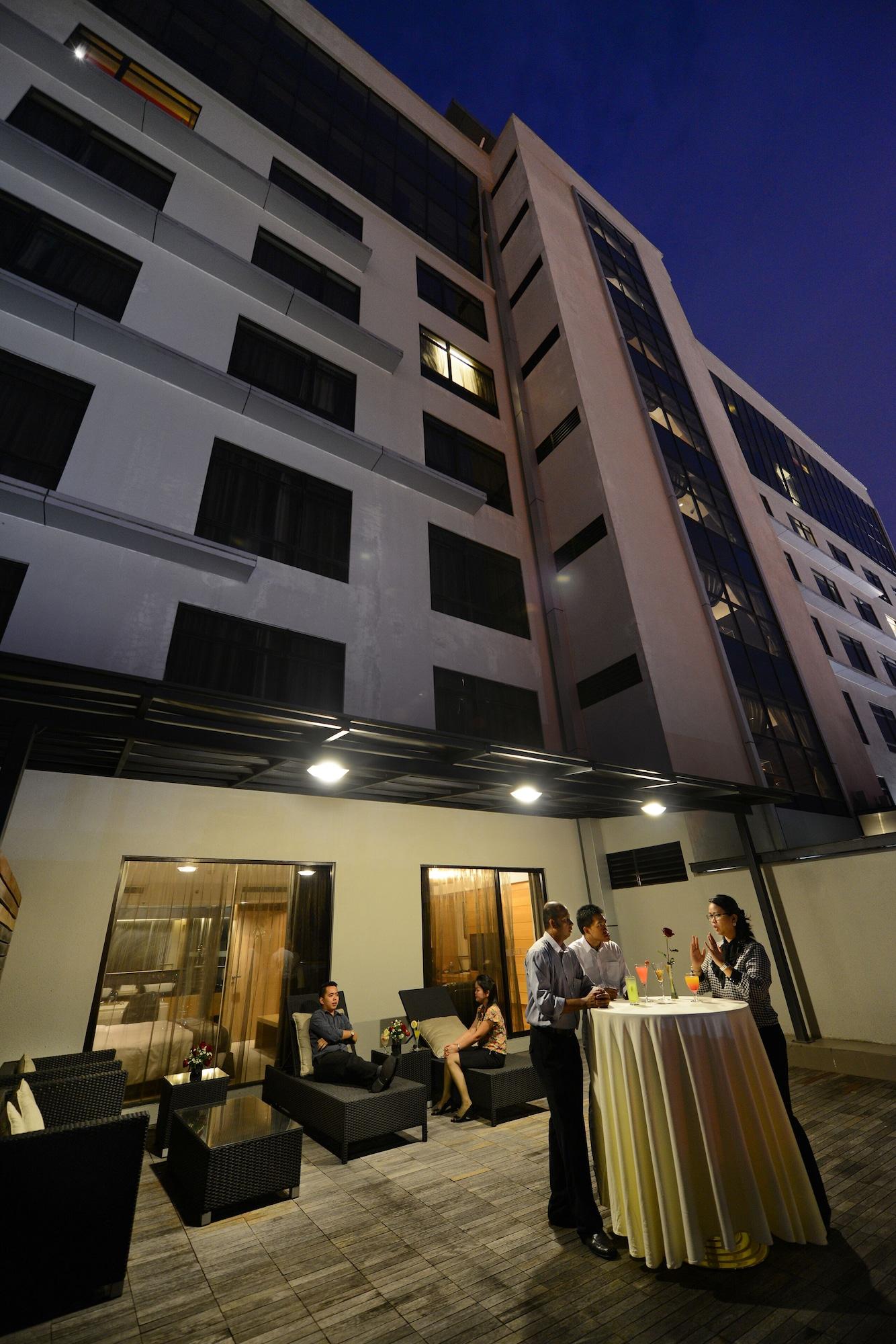 Horizon Hotel Kota Kinabalu Exterior photo